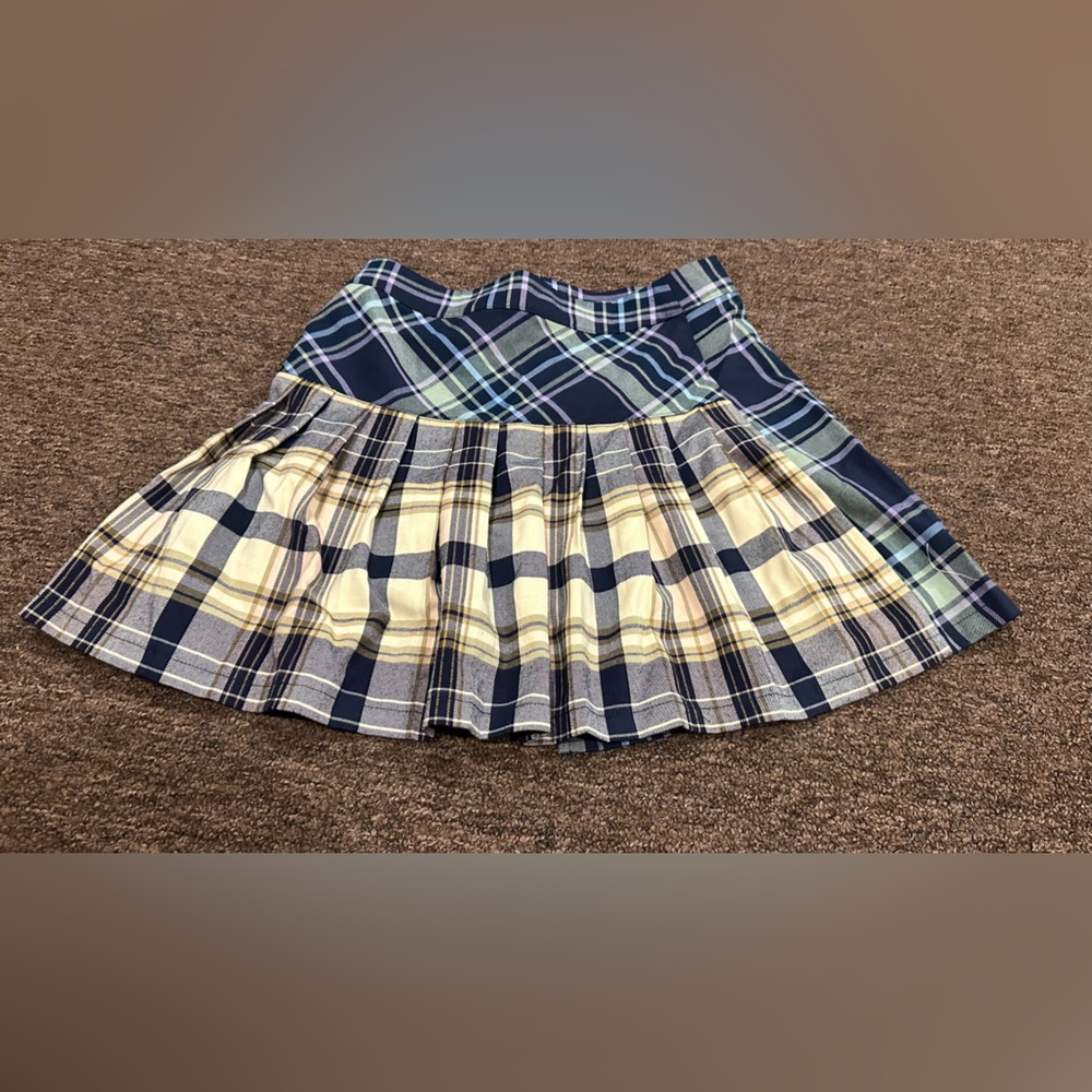 EUC Urban Outfitters Plaid pleated Ladies Skirt Blue Yellow M - Picture 3 of 3